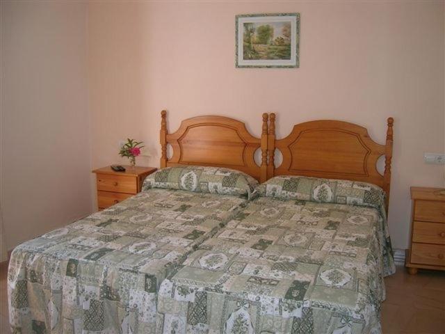 Pension Las Tres Golondrinas Es Figueral ภายนอก รูปภาพ